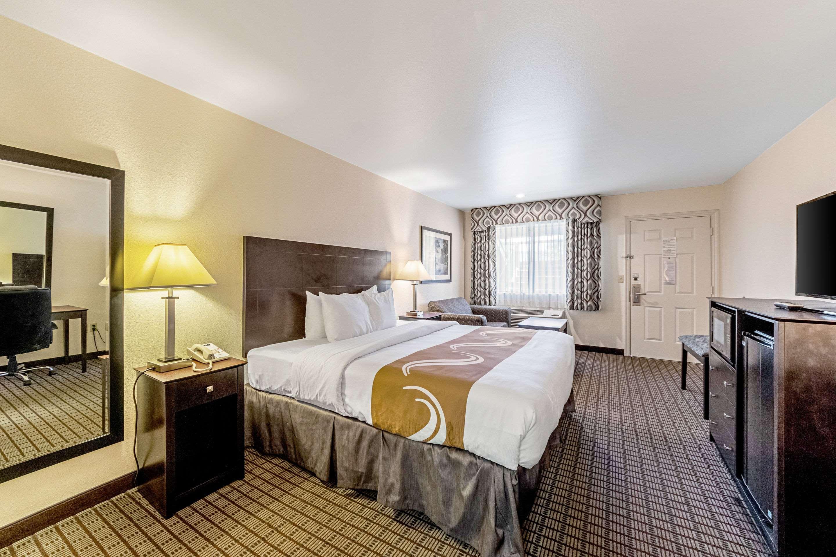 Quality Inn Three Rivers Экстерьер фото