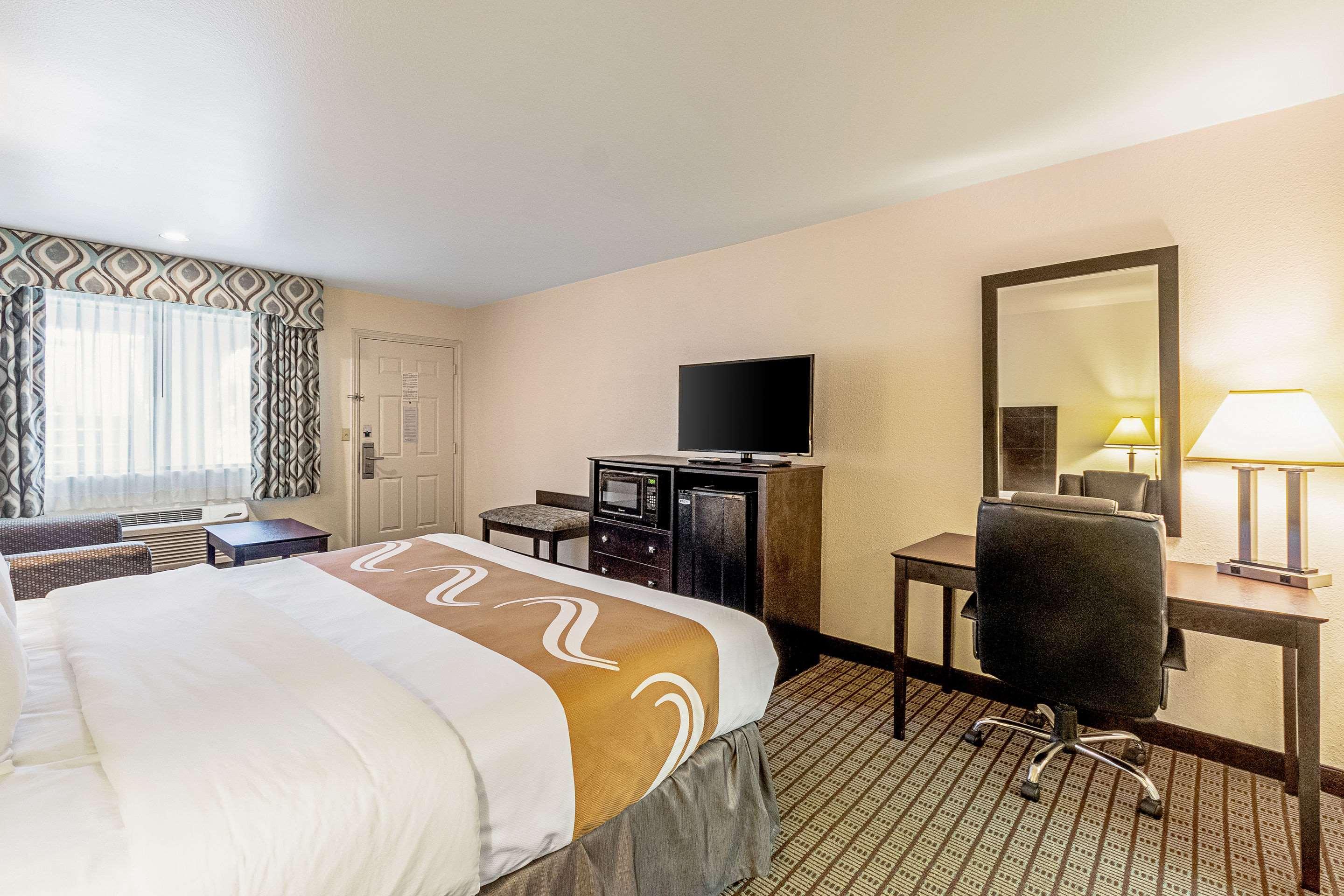 Quality Inn Three Rivers Экстерьер фото