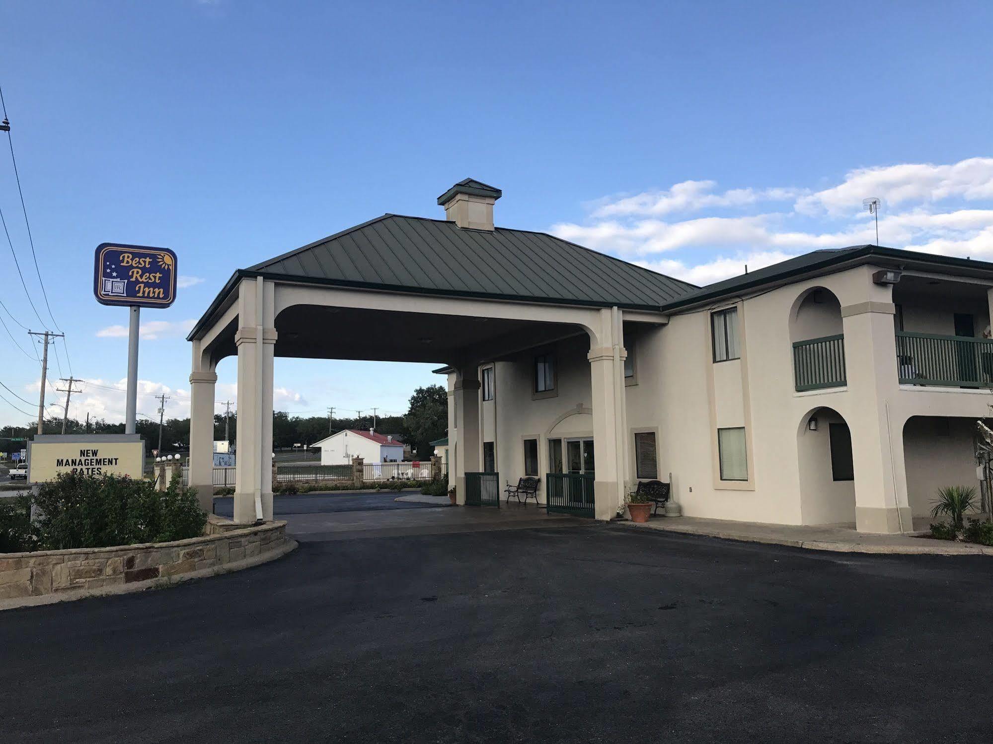 Quality Inn Three Rivers Экстерьер фото